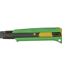 Нож STAYER "ПРОФИ" с выдвижным лезвием, пластмассовый 18 мм 17933